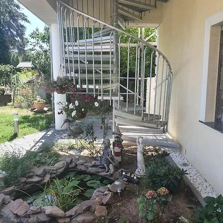 Lindenblick Apartament *